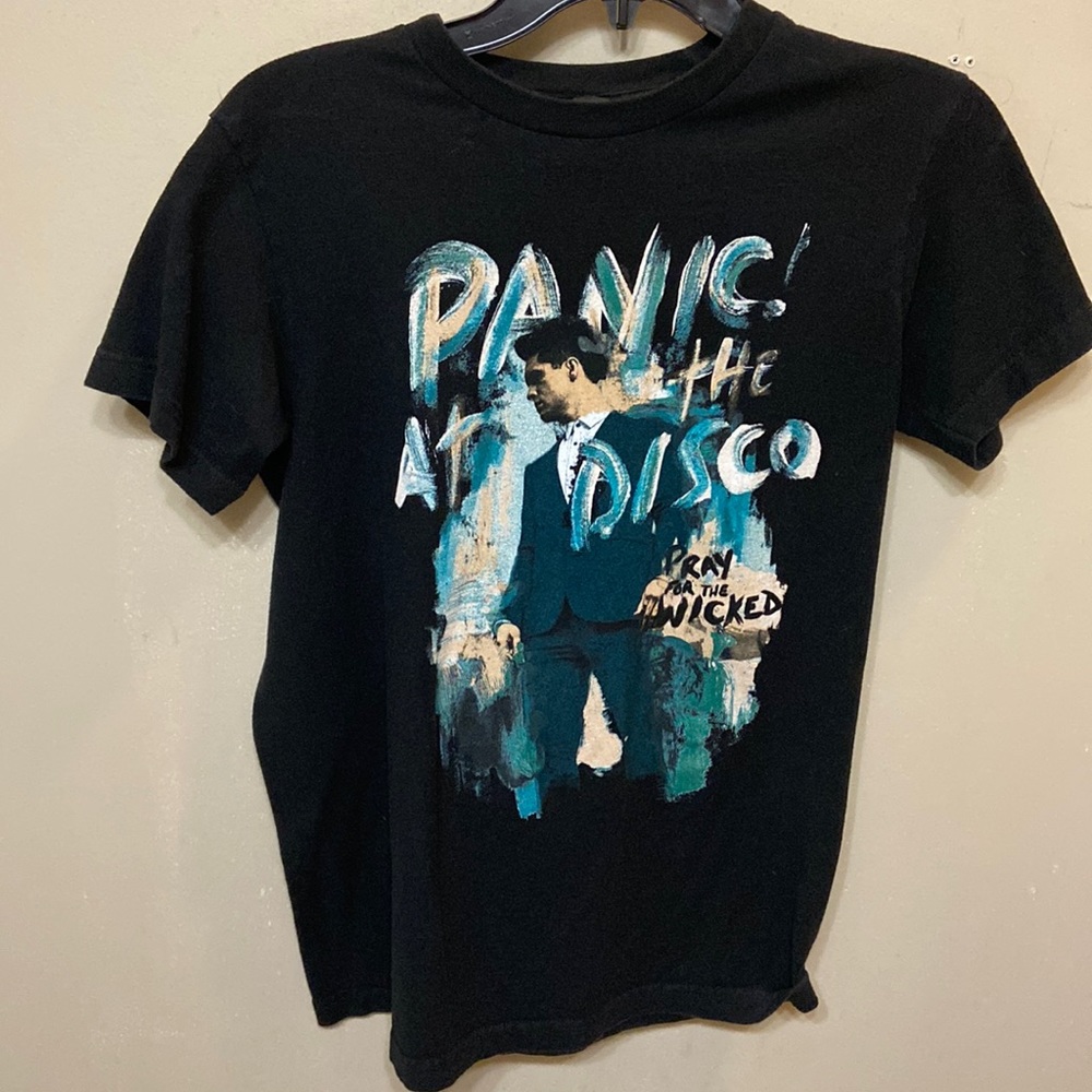 Black Panic at the Disco tee